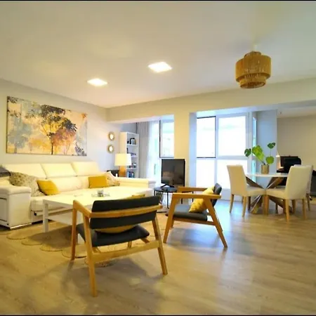 Loft En El Centro De Апартаменты Виго